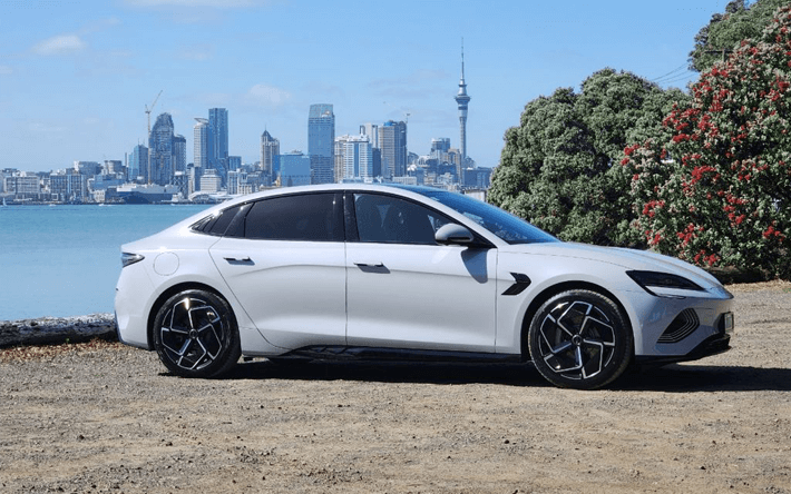 thumb2-lexus-nx-300h-f-sport-2018-exterior-luxury-silver-suv copy4